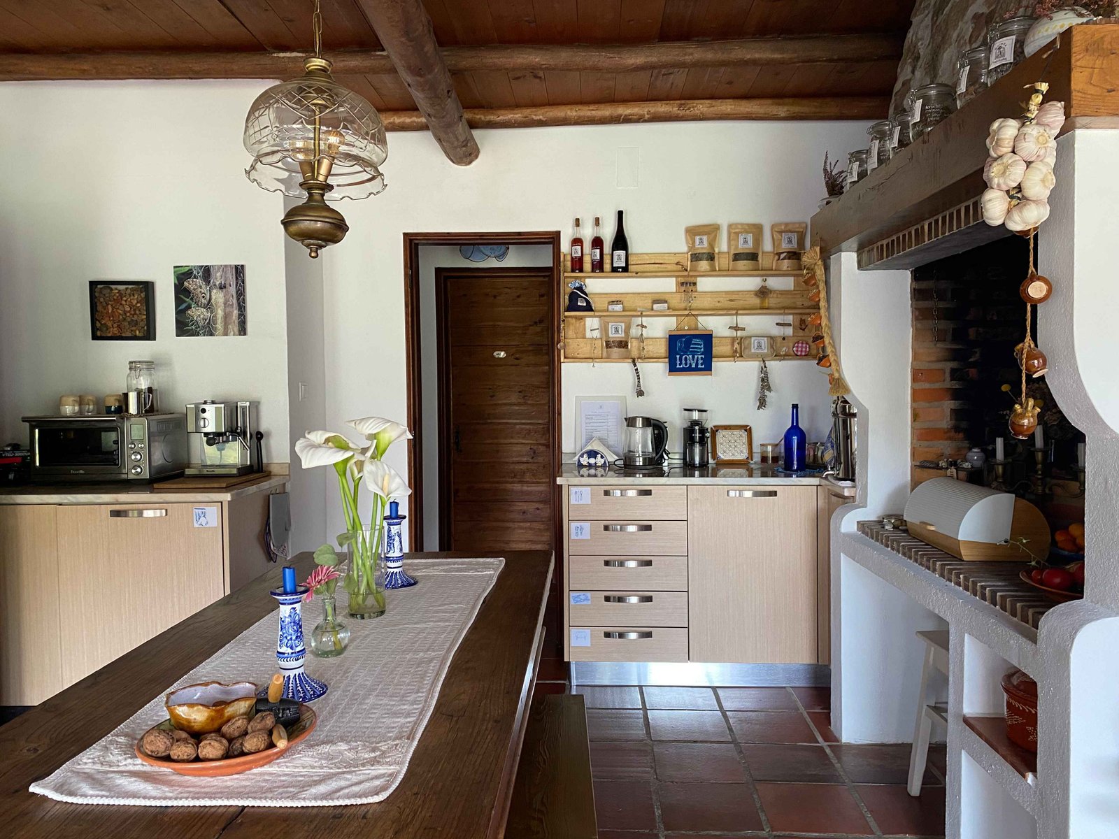 Communal Kitchen 6