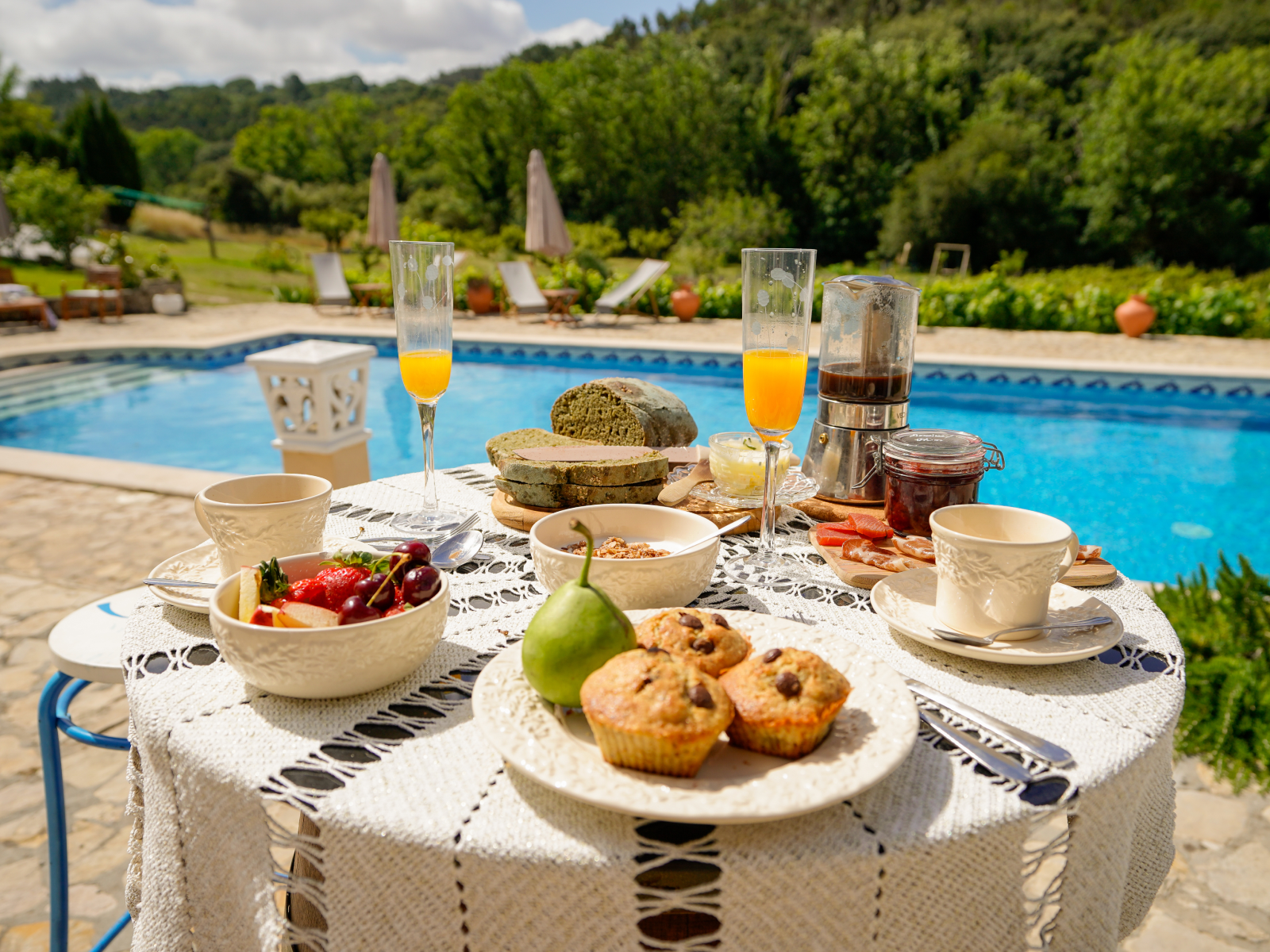 f6ba12a42ea7e0f7315e42bc438b1d9f-6